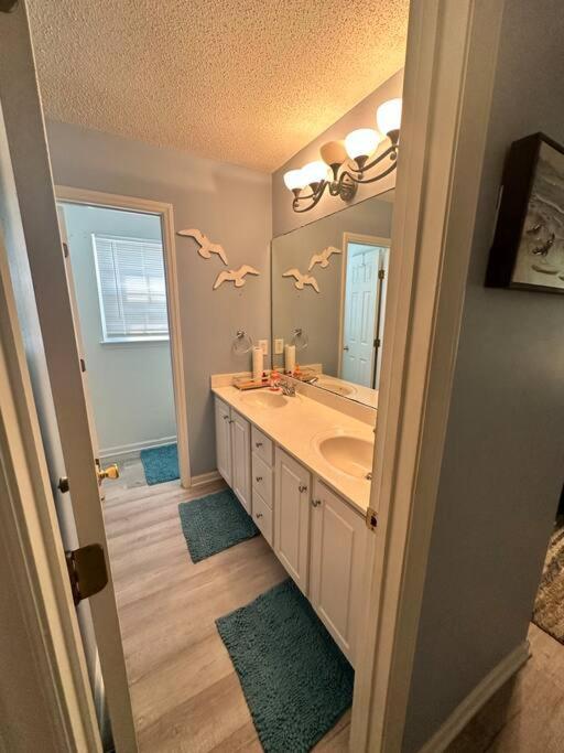 Adorable 3Br/2Ba W/ Garage 2Min Walk Ecu Health Villa Greenville Eksteriør bilde