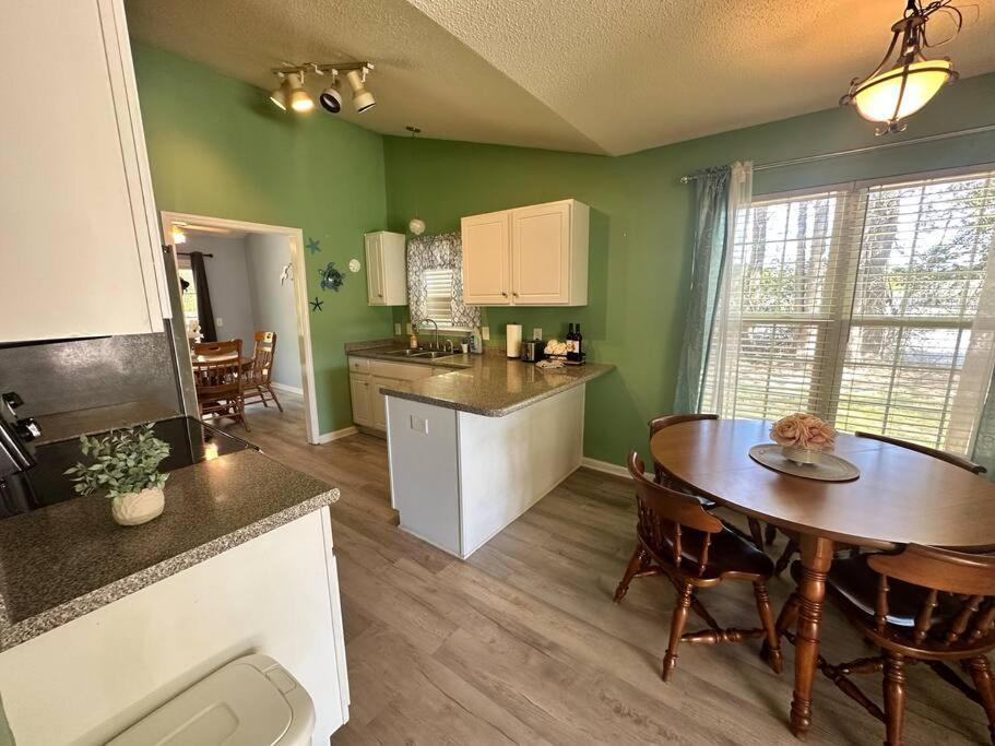 Adorable 3Br/2Ba W/ Garage 2Min Walk Ecu Health Villa Greenville Eksteriør bilde